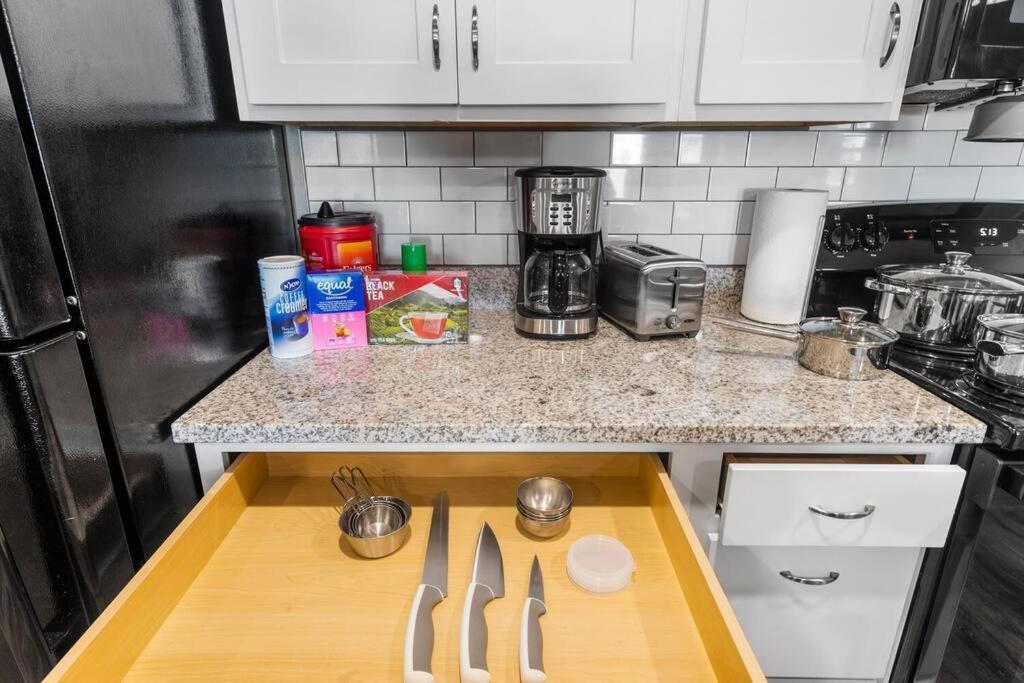 Elegant 2 Bedroom/2 Bath Condo With All Amenities Melbourne Exteriör bild