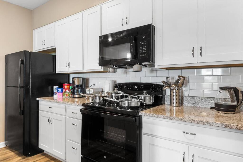 Elegant 2 Bedroom/2 Bath Condo With All Amenities Melbourne Exteriör bild