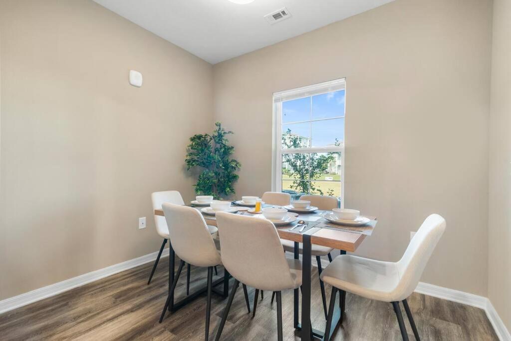 Elegant 2 Bedroom/2 Bath Condo With All Amenities Melbourne Exteriör bild